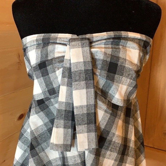 Listicle black & white plaid strapless top Size Medium - Picture 11 of 11